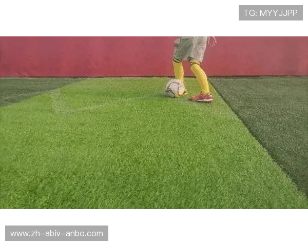 足球训练中的脚下技术强化与灵活运用方法